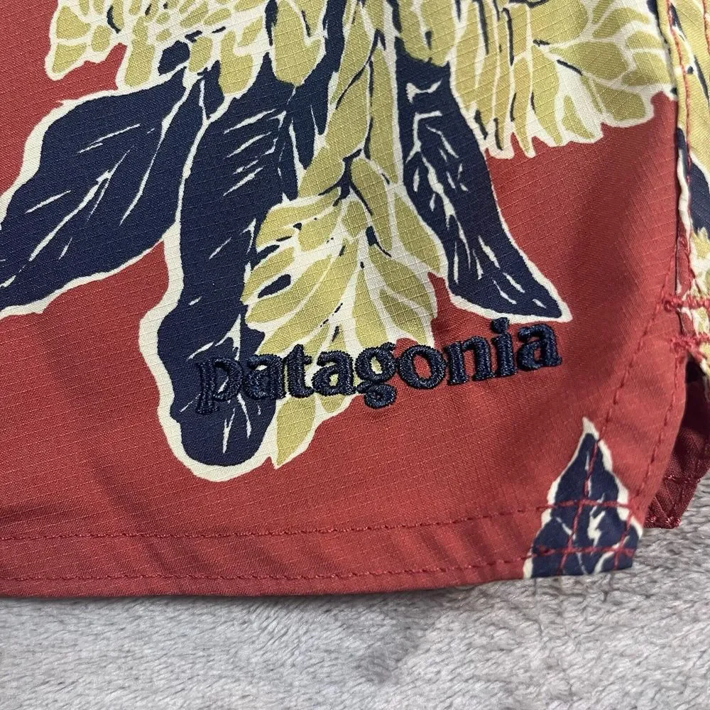 Patagonia‎ wavefarer board shorts swim trunks floral pattern size 34 unlined
